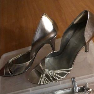 BCBG Bronzy/Silver Pumps Heels with Wrist Clutch
